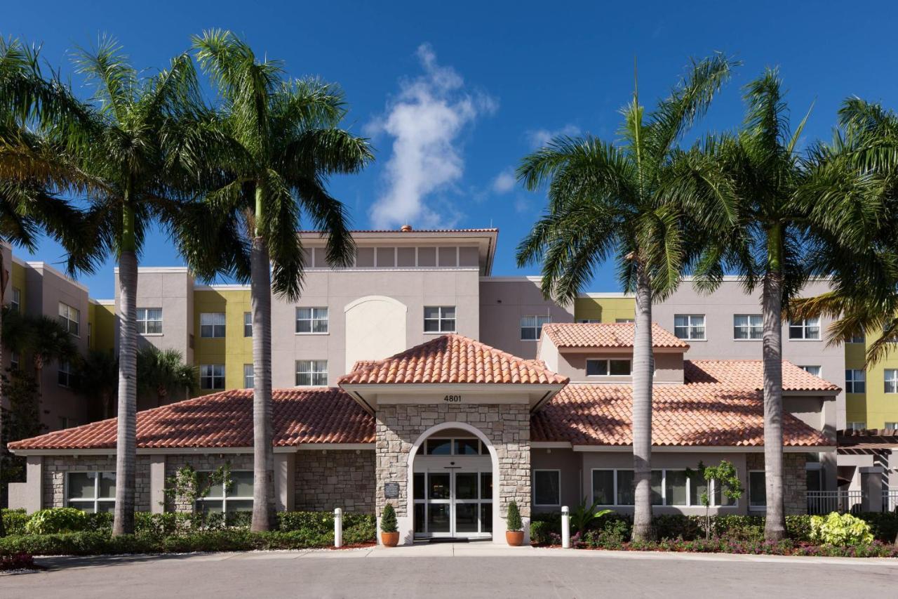 Residence Inn By Marriott Fort Lauderdale Airport & Cruise Port Дания-Бич Экстерьер фото